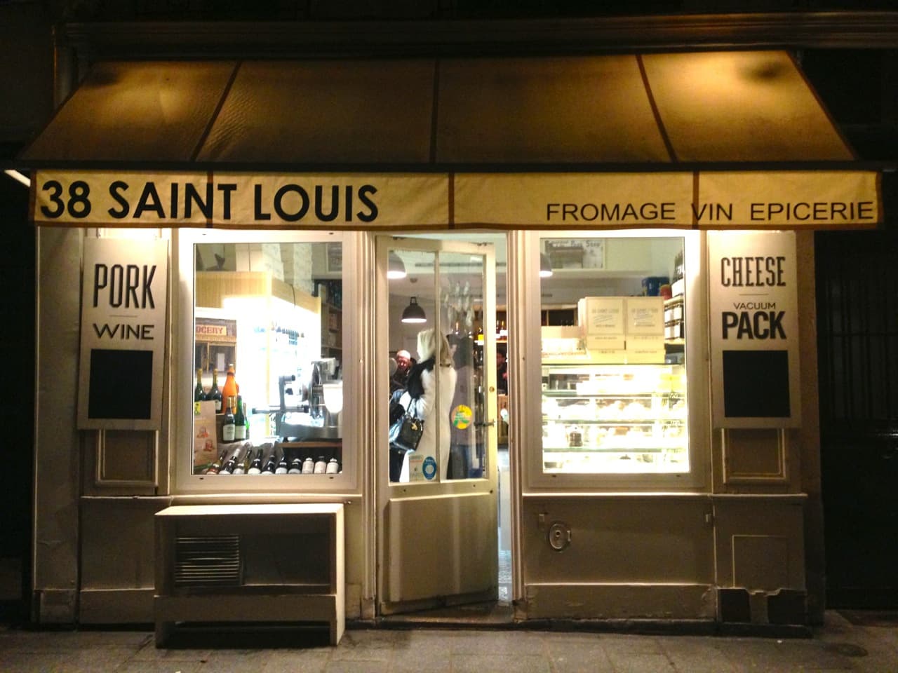 le 38 Saint Louis - du vin, du fromage, ils sont bien !