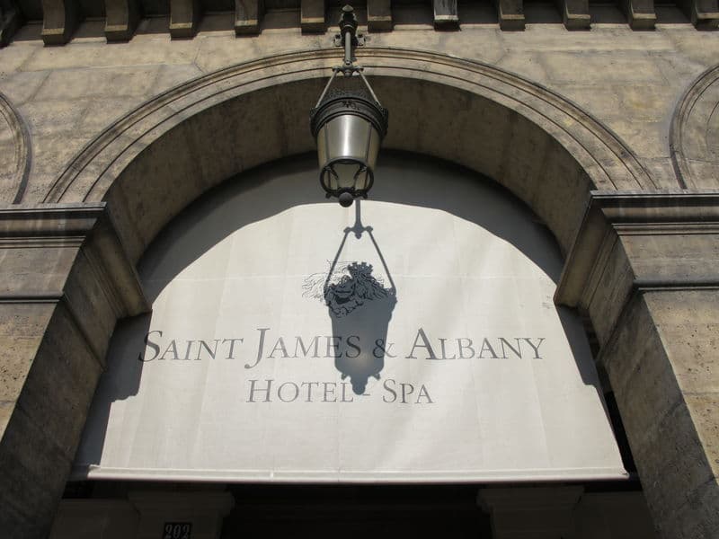 Brunch au St James ...