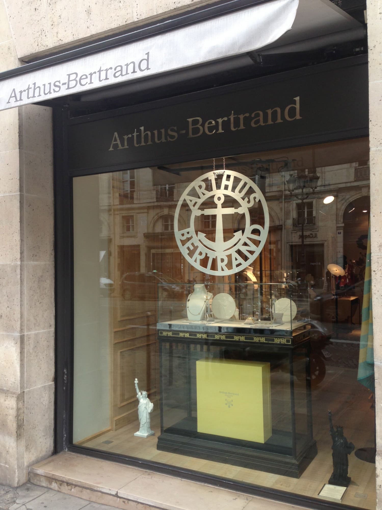 ARThUS Bertrand facade