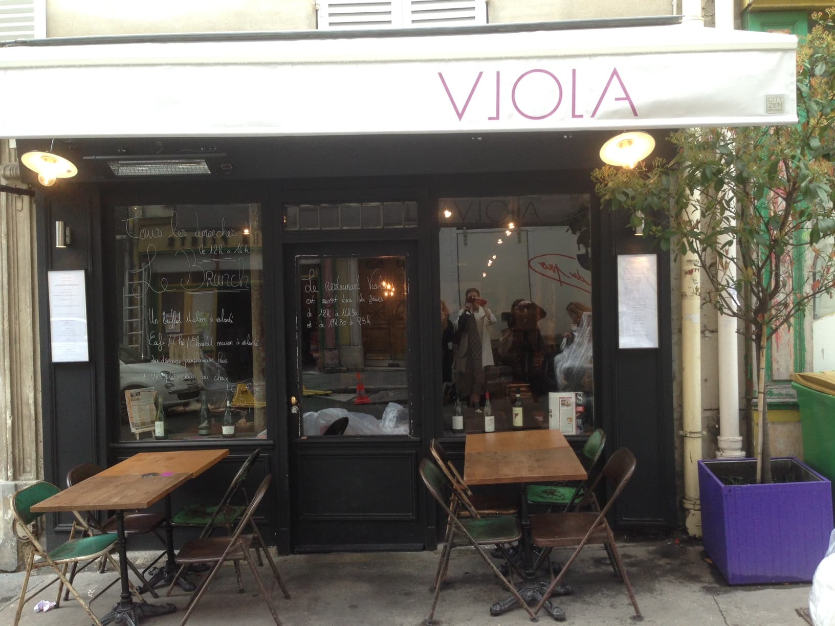 VIOLA à Paris - une histoire de famille