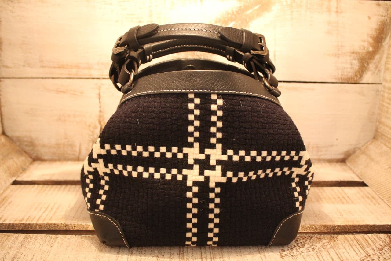Caroline de Marchi - votre prochain sac préféré