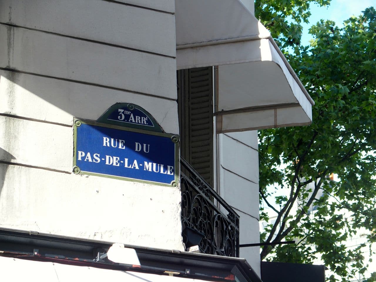 La rue du Pas de la Mule