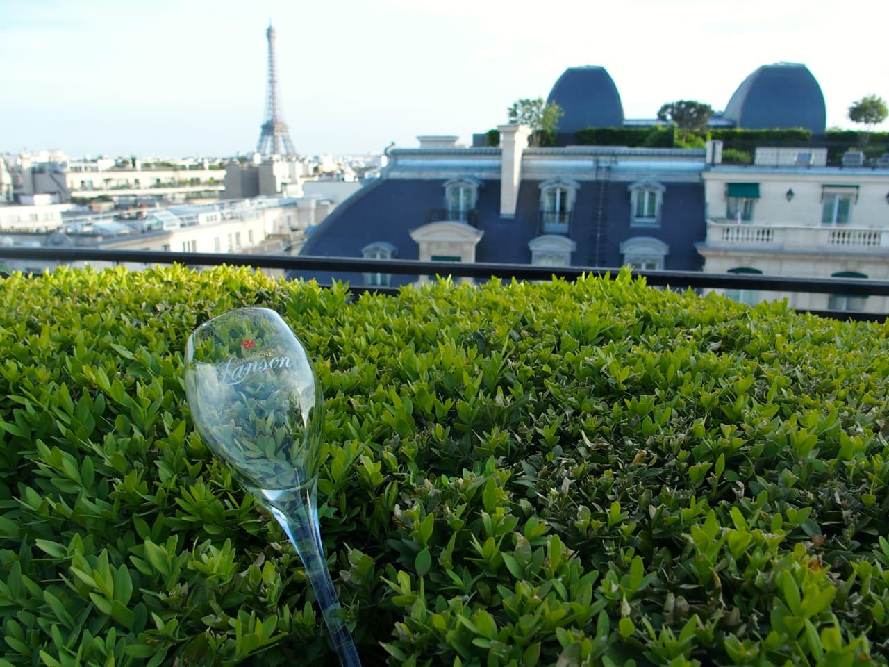 La terrasse "Bar à Champagne" by Champagne Lanson