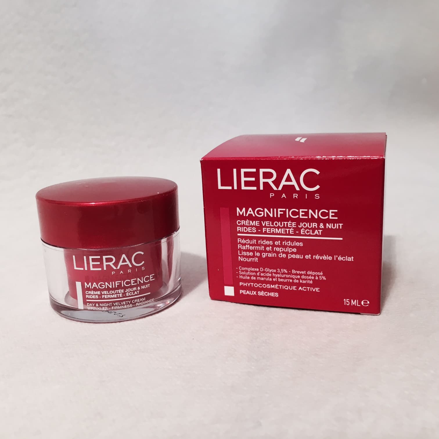 Secrets beauté - Lierac en rouge et noir  !