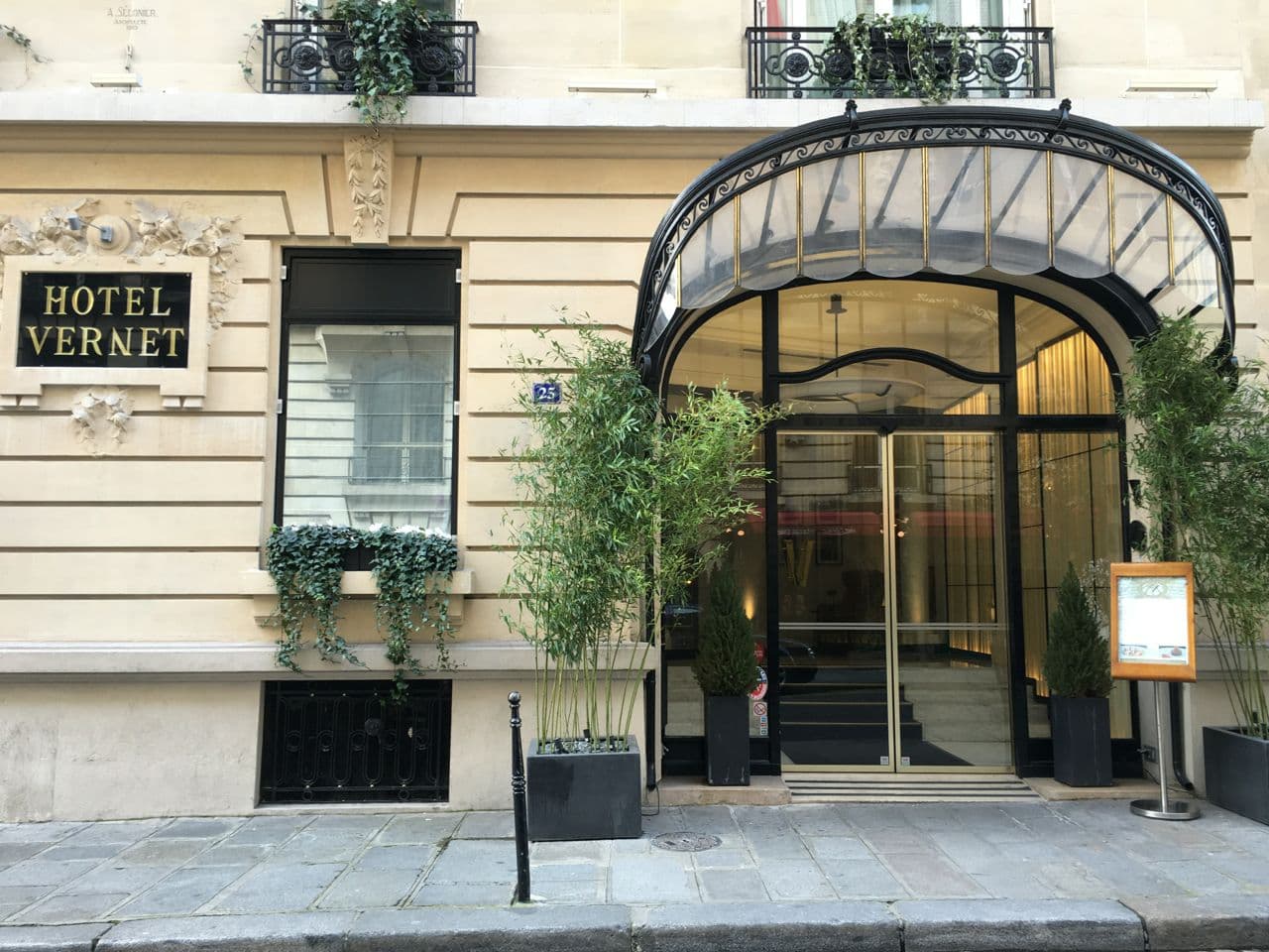 Hôtel Vernet - offrez vous une pause déjeuner