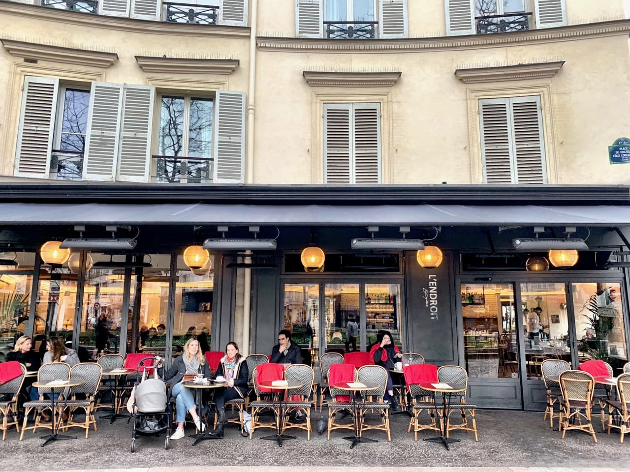L’endroit des Batignolles - the place to be