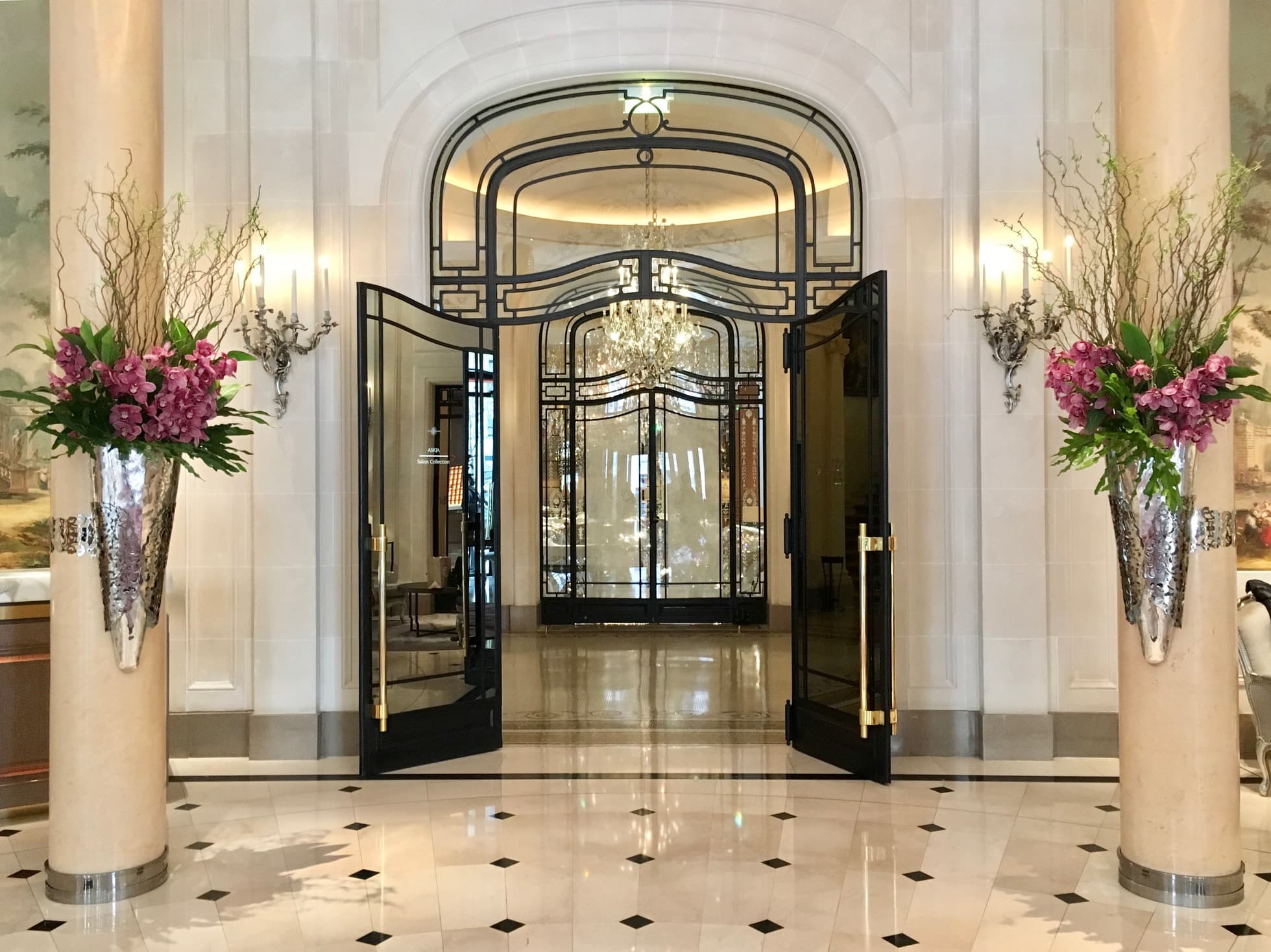 Réveillon du jour de l'an 2021 dans un palace parisien ?