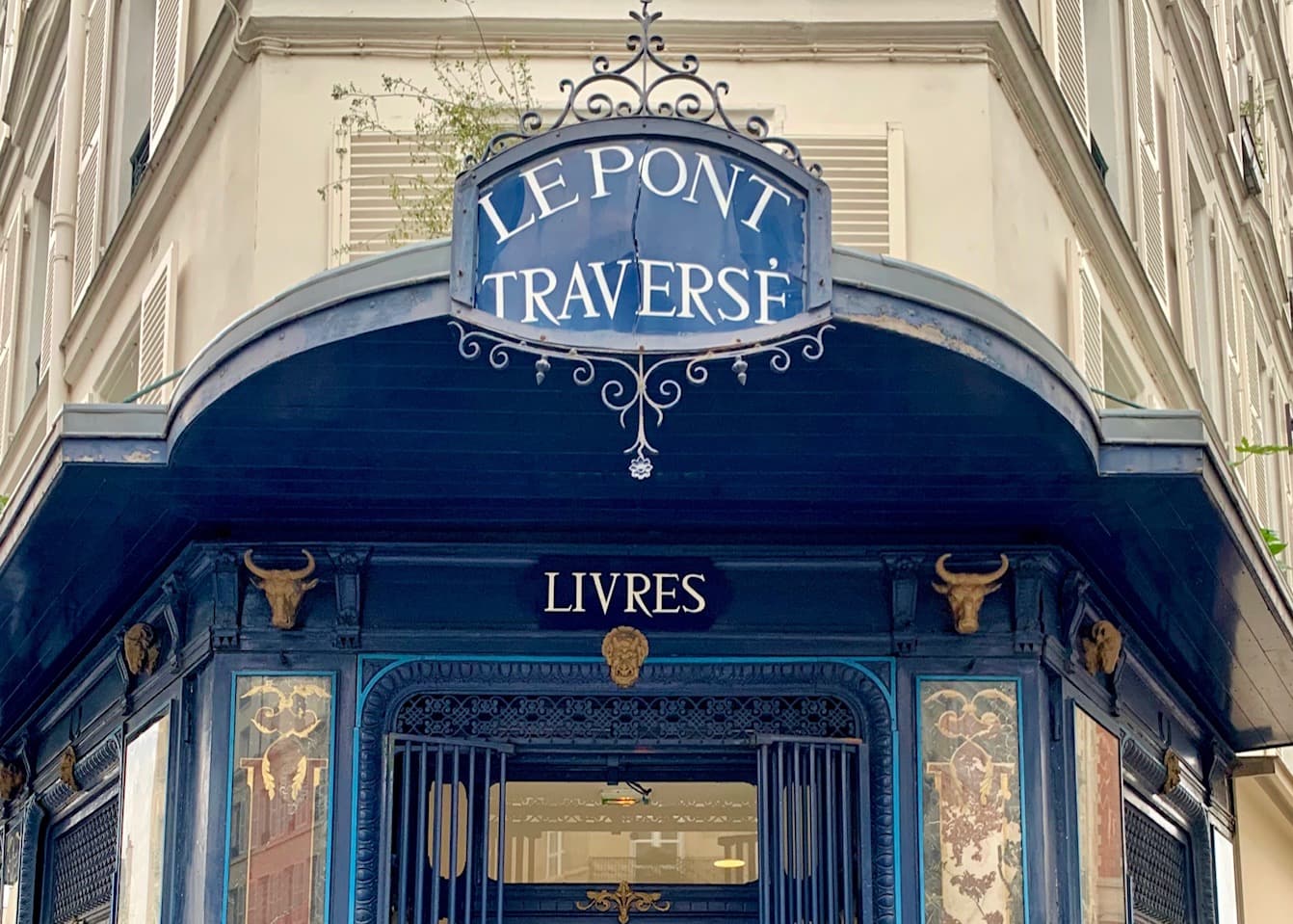 Librairie Le Pont Traversé - qu'est-elle devenue  ?