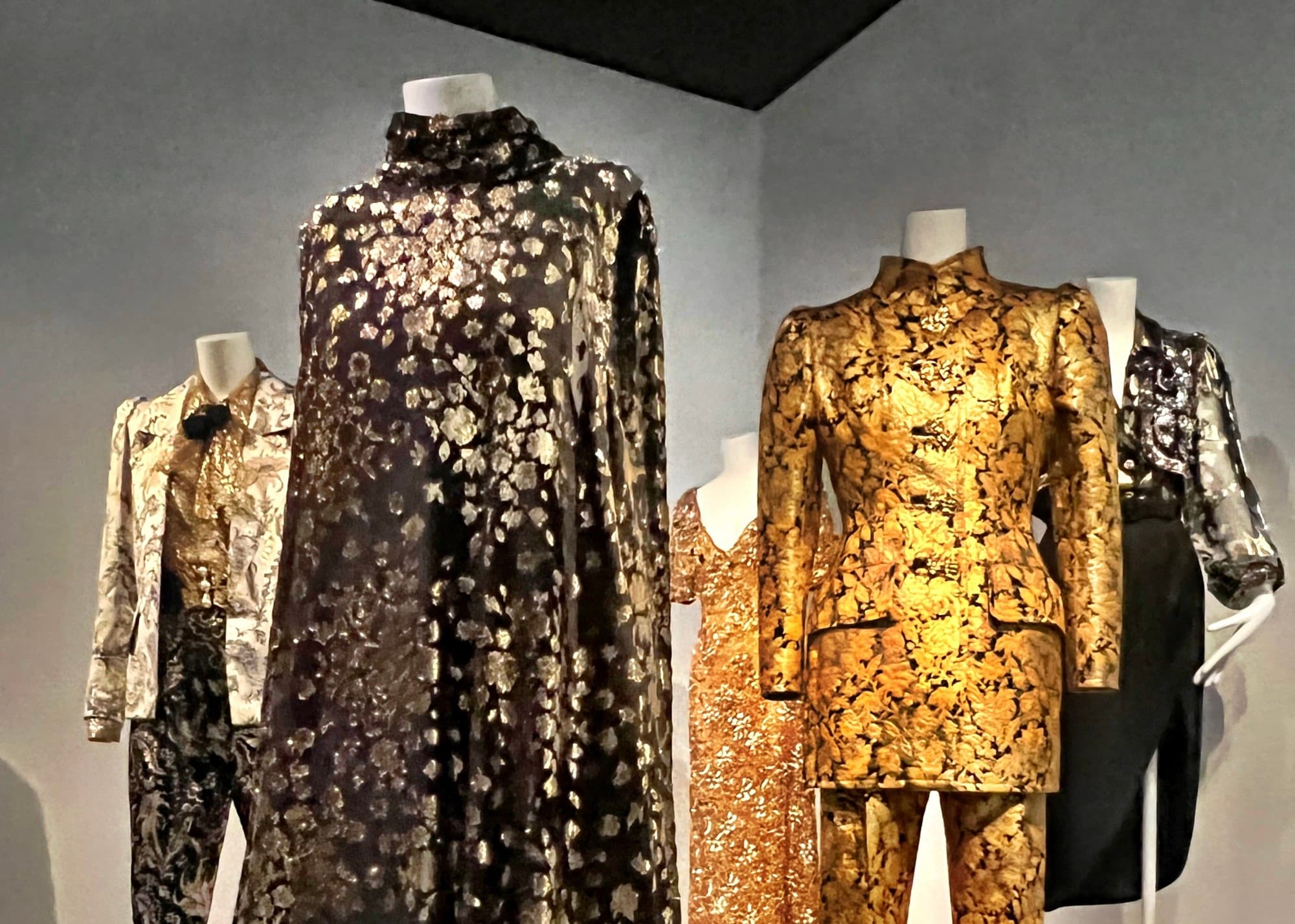 GOLD - les ors d'Yves Saint Laurent