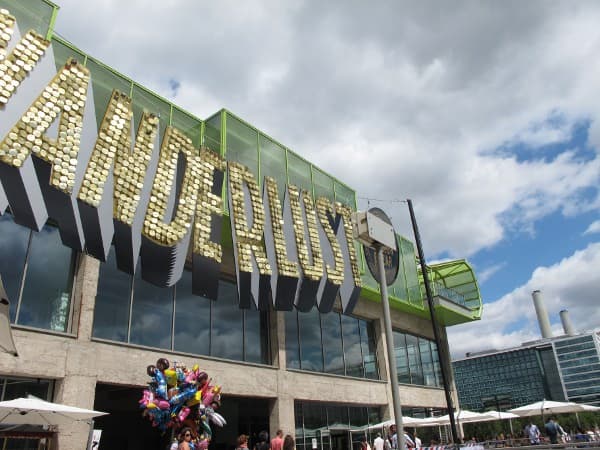 Wanderlust : the place to be à Paris ?