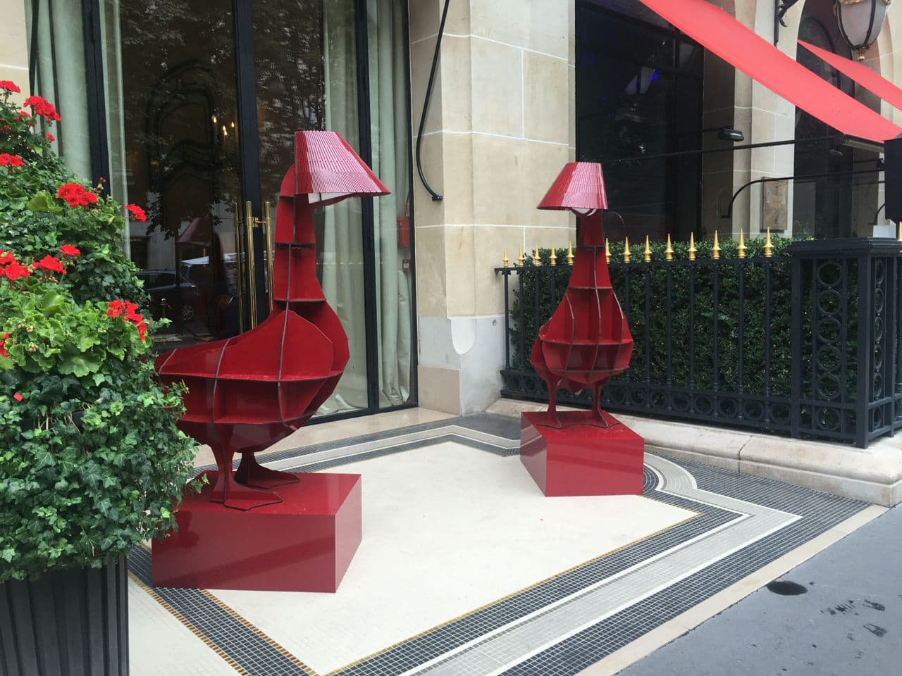le Plaza Athénée célèbre la création #PDW16
