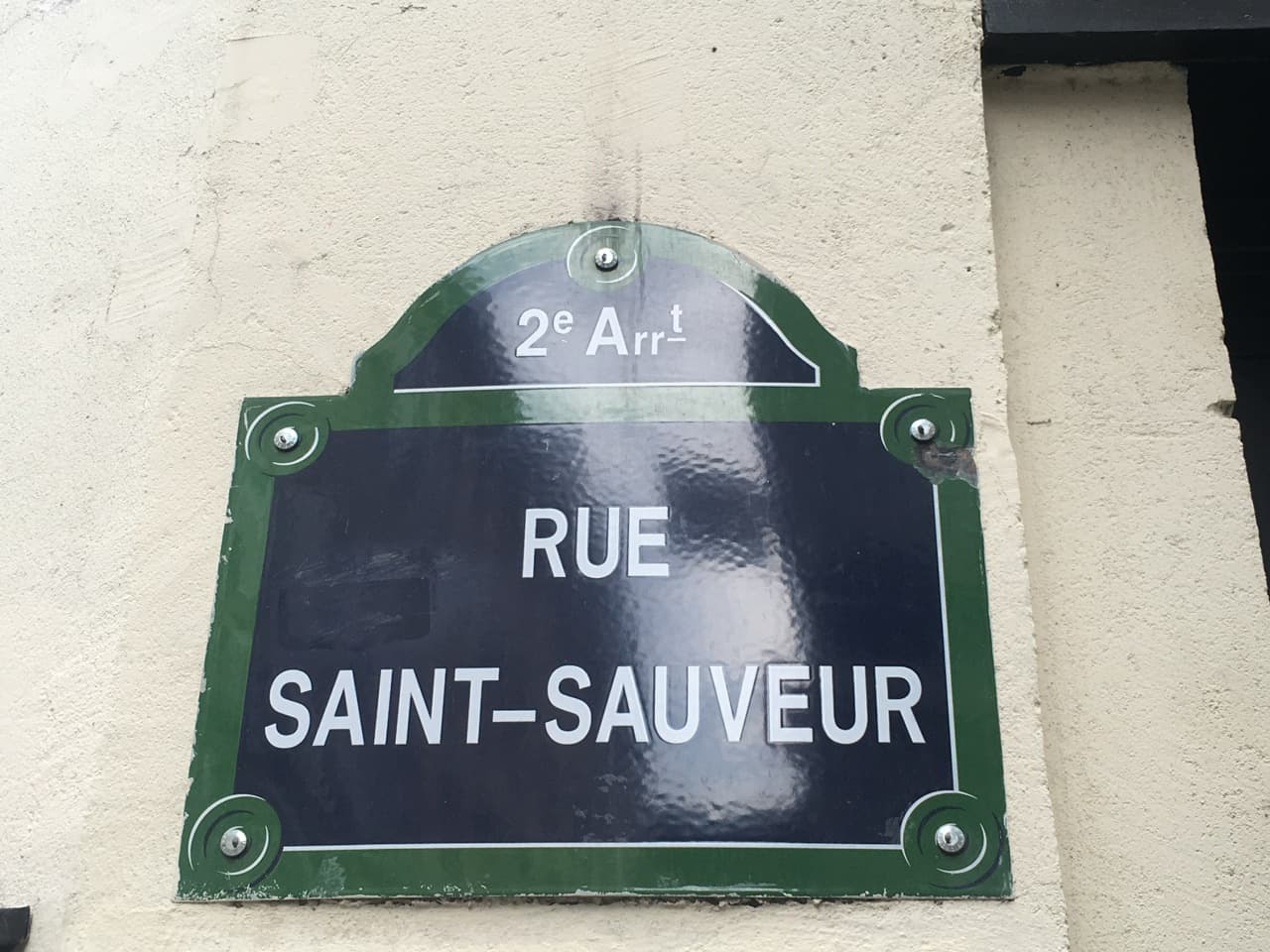 Rue Saint-Sauveur - Haut lieu de la food trendy