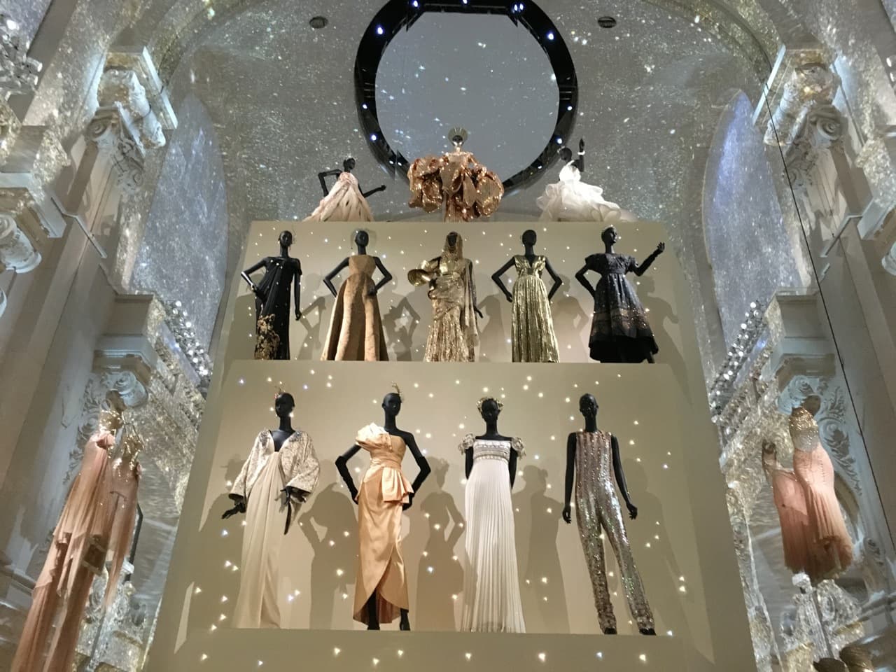 Christian DIOR Musée des Arts Décoratifs